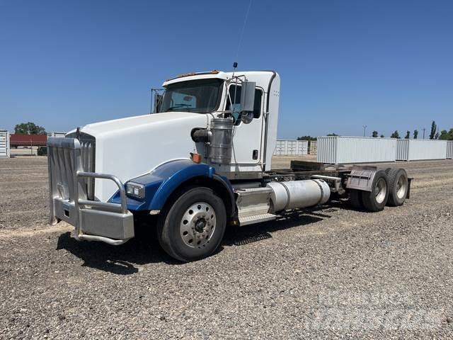 Kenworth T800 Тягачі