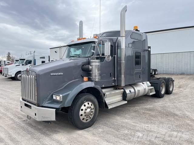 Kenworth T800 Тягачі