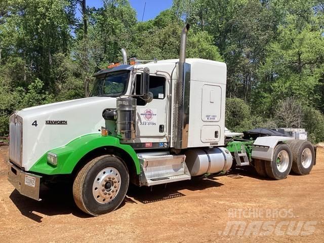 Kenworth T800 Тягачі