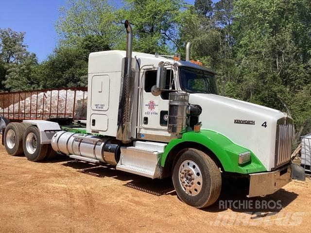 Kenworth T800 Тягачі