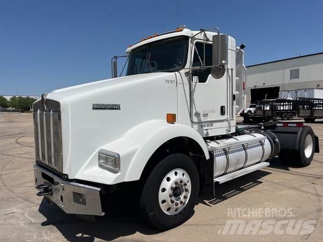 Kenworth T800 Тягачі