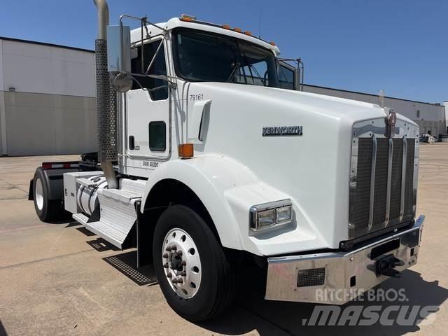 Kenworth T800 Тягачі