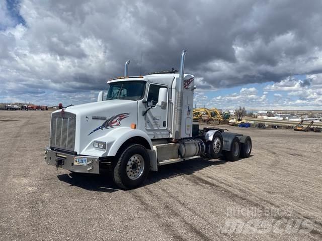 Kenworth T800 Тягачі