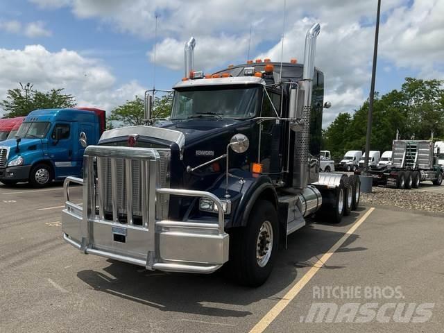 Kenworth T800 Тягачі