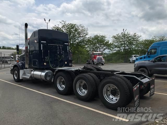Kenworth T800 Тягачі