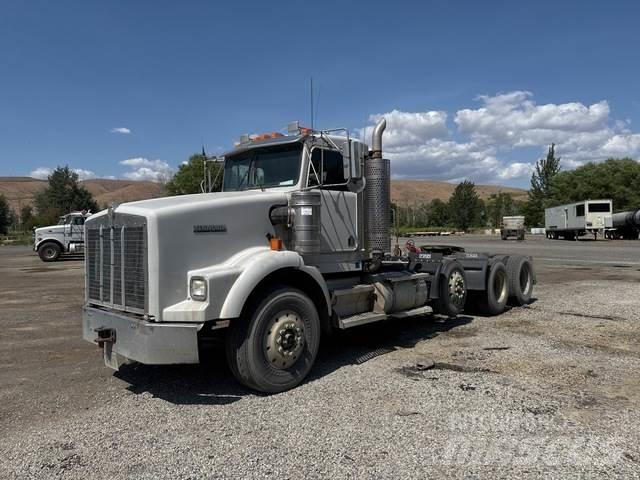 Kenworth T800 Тягачі