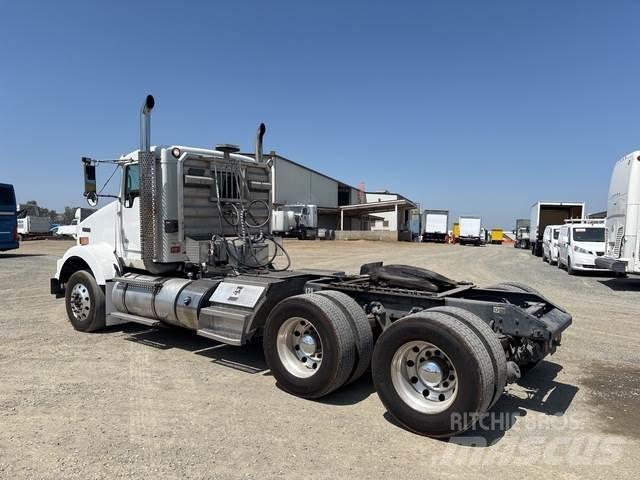 Kenworth T800 Тягачі