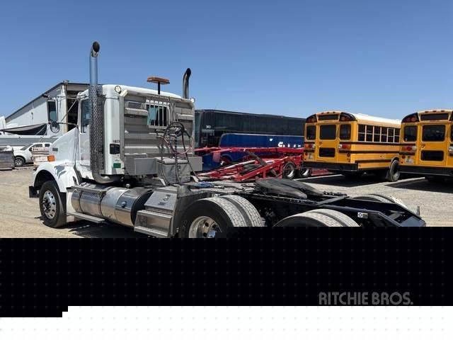 Kenworth T800 Тягачі