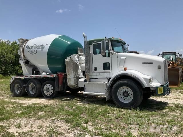 Kenworth T800 Вантажівки / спеціальні