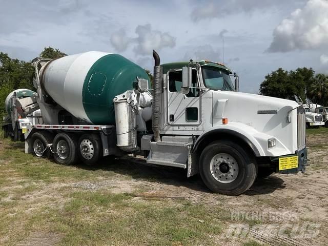 Kenworth T800 Вантажівки / спеціальні