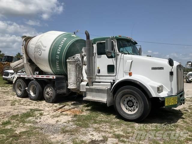 Kenworth T800 Вантажівки / спеціальні