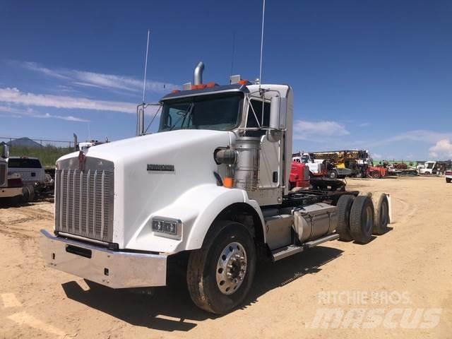 Kenworth T800 Тягачі