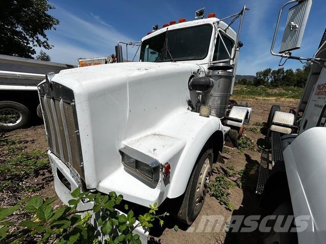 Kenworth T800 Тягачі