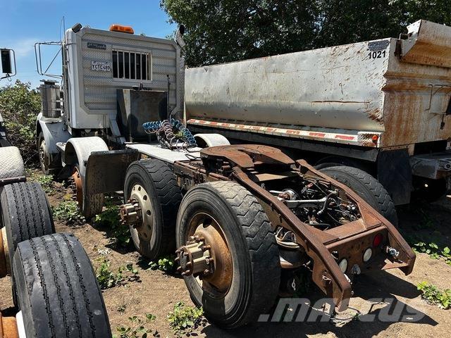 Kenworth T800 Тягачі