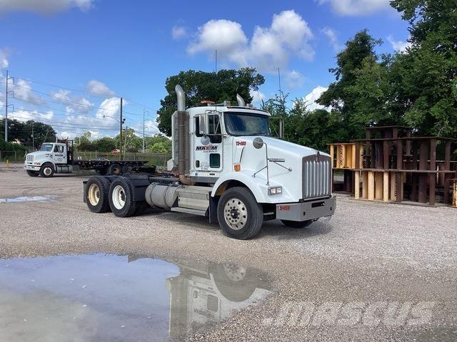 Kenworth T800 Тягачі