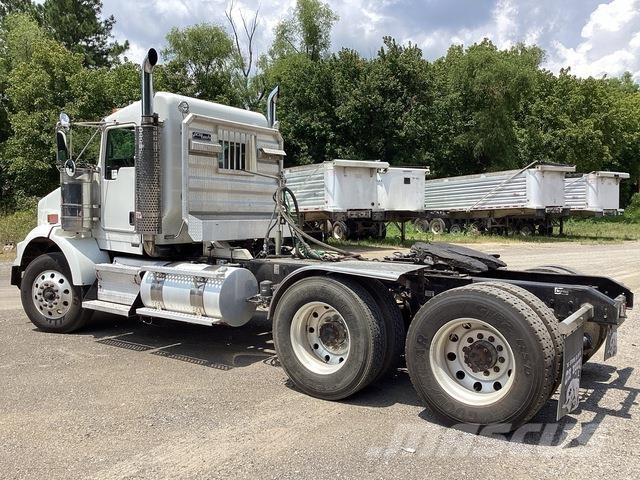 Kenworth T800 Тягачі