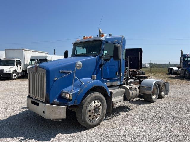 Kenworth T800 Тягачі