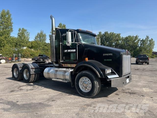 Kenworth T800 Тягачі