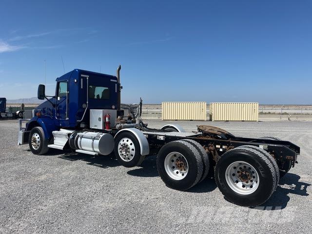 Kenworth T800 Тягачі