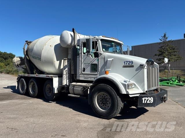 Kenworth T800 Вантажівки / спеціальні