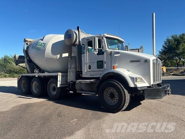 Kenworth T800 Вантажівки / спеціальні