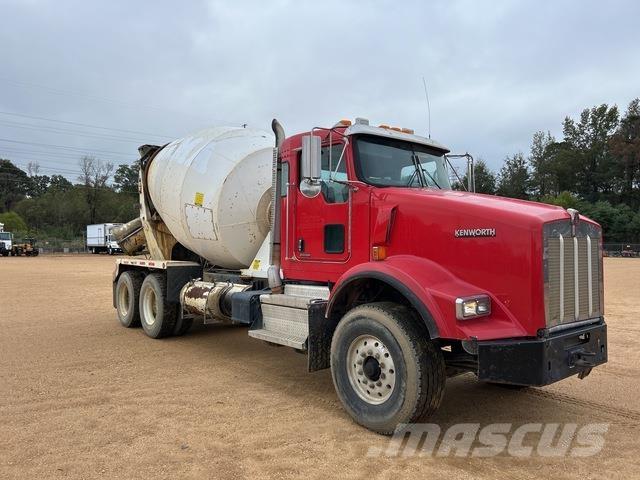 Kenworth T800 Вантажівки / спеціальні