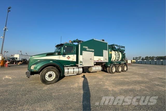 Kenworth T880 Гусеничні екскаватори