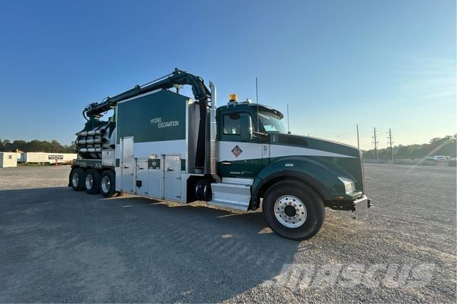 Kenworth T880 Гусеничні екскаватори
