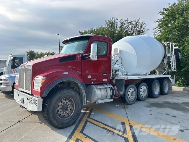 Kenworth T880 Вантажівки / спеціальні