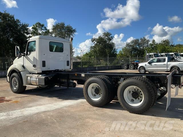 Kenworth T880 Кабіни