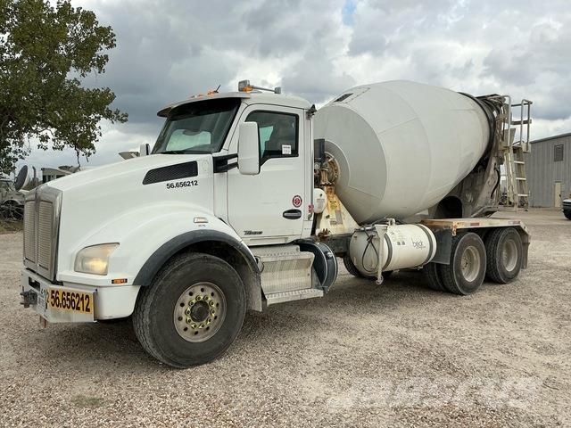 Kenworth T880 Вантажівки / спеціальні