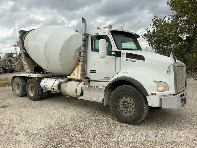 Kenworth T880 Вантажівки / спеціальні