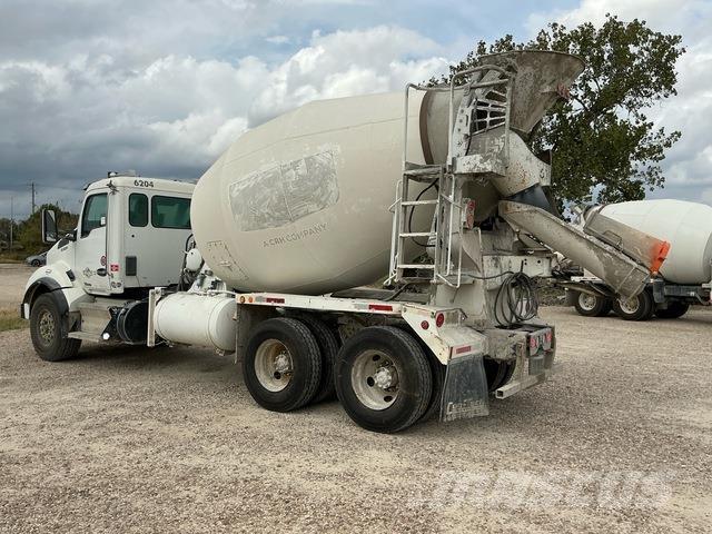 Kenworth T880 Вантажівки / спеціальні