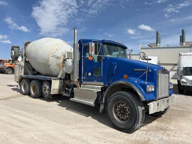 Kenworth W900 Вантажівки / спеціальні