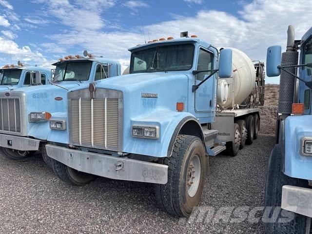 Kenworth W900 Вантажівки / спеціальні