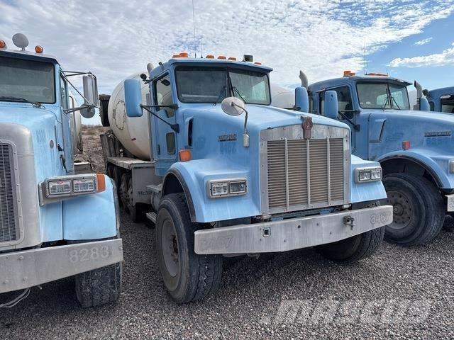 Kenworth W900 Вантажівки / спеціальні