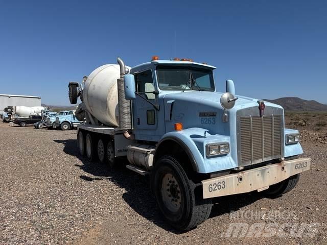 Kenworth W900 Вантажівки / спеціальні