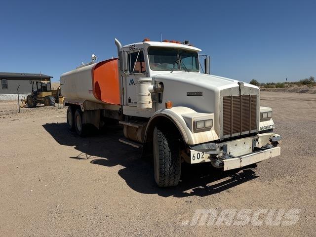 Kenworth W900 Поливальні машини