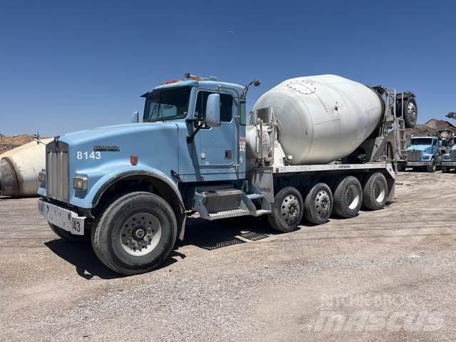 Kenworth W900 Вантажівки / спеціальні