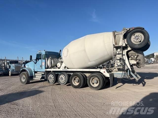 Kenworth W900 Вантажівки / спеціальні