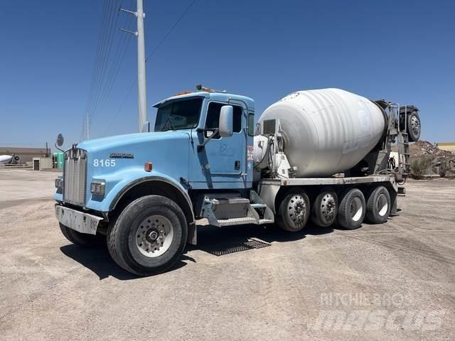 Kenworth W900 Вантажівки / спеціальні