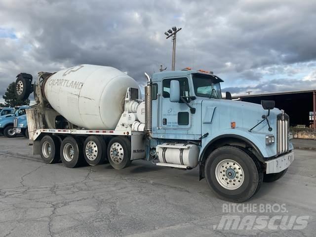 Kenworth W900 Вантажівки / спеціальні