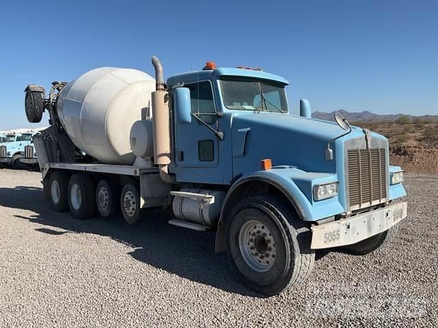 Kenworth W900 Вантажівки / спеціальні