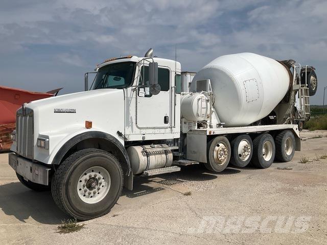 Kenworth W900 Вантажівки / спеціальні