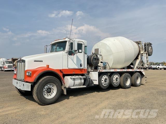 Kenworth W900 Вантажівки / спеціальні