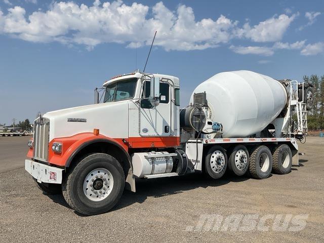 Kenworth W900 Вантажівки / спеціальні