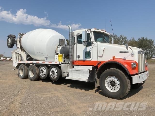 Kenworth W900 Вантажівки / спеціальні