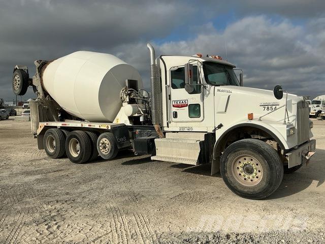 Kenworth W900 Вантажівки / спеціальні