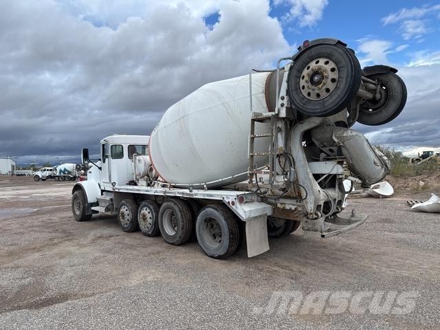 Kenworth W900 Вантажівки / спеціальні