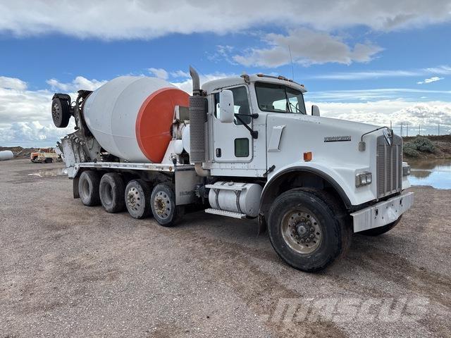 Kenworth W900 Вантажівки / спеціальні